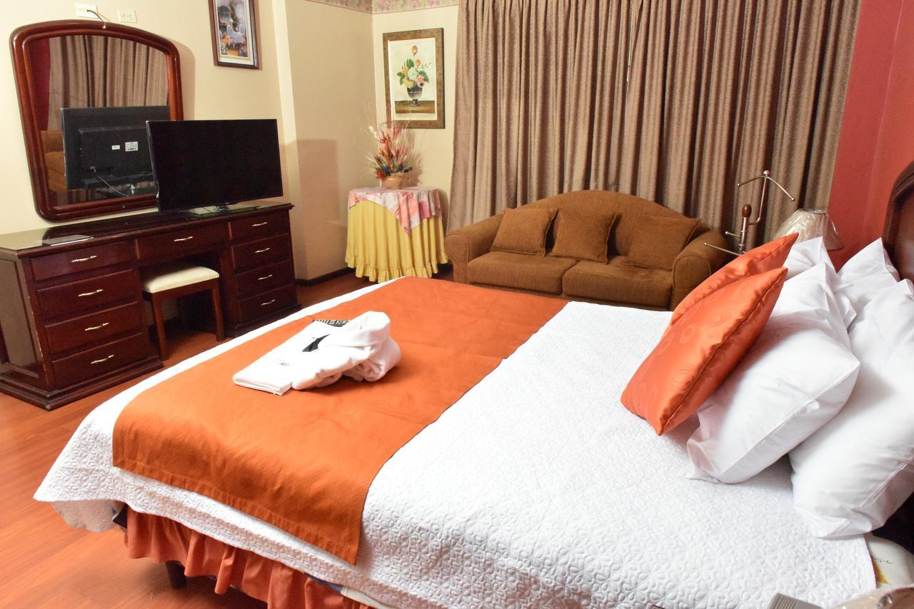 Hotel Makroz Latacunga Extérieur photo