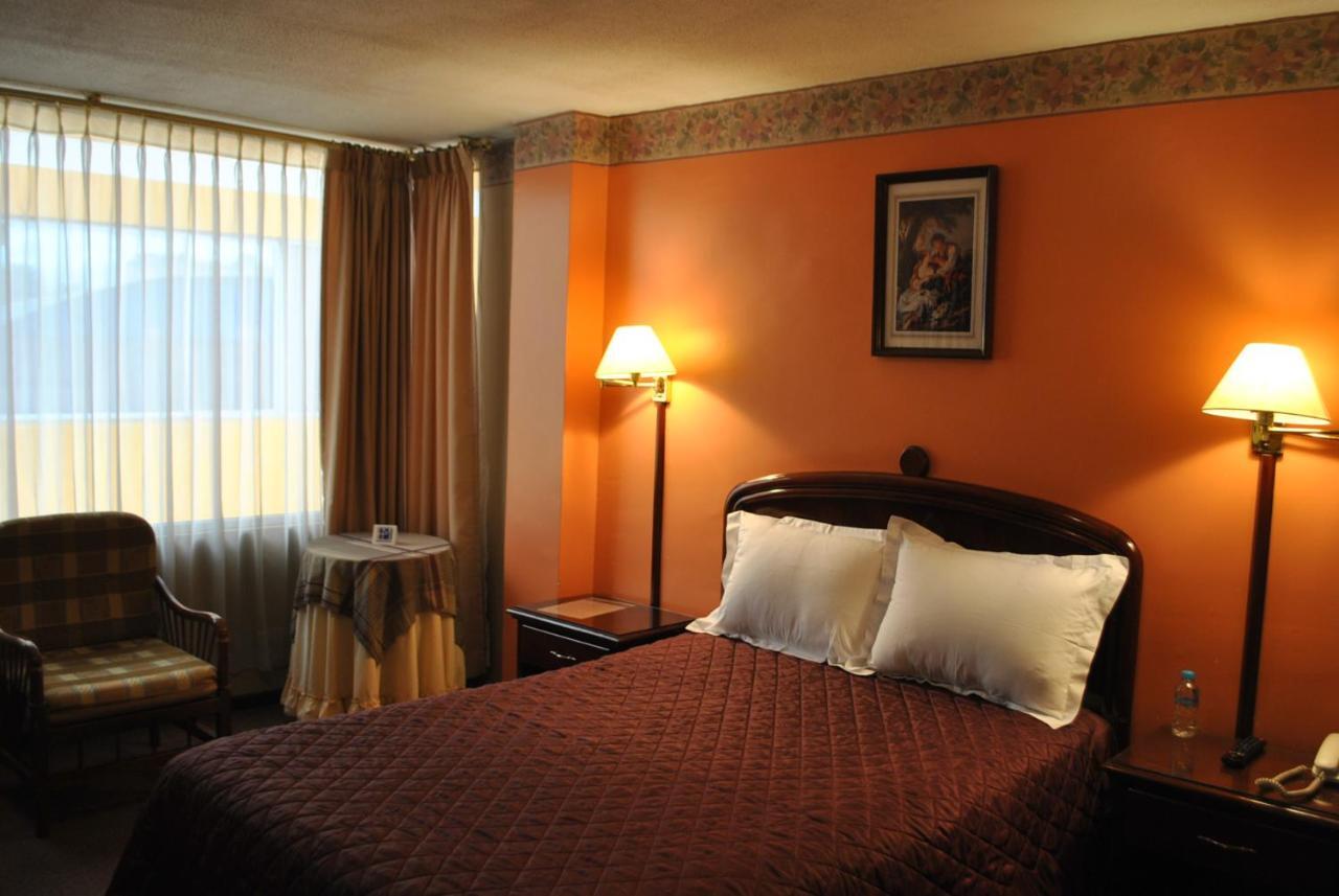 Hotel Makroz Latacunga Extérieur photo