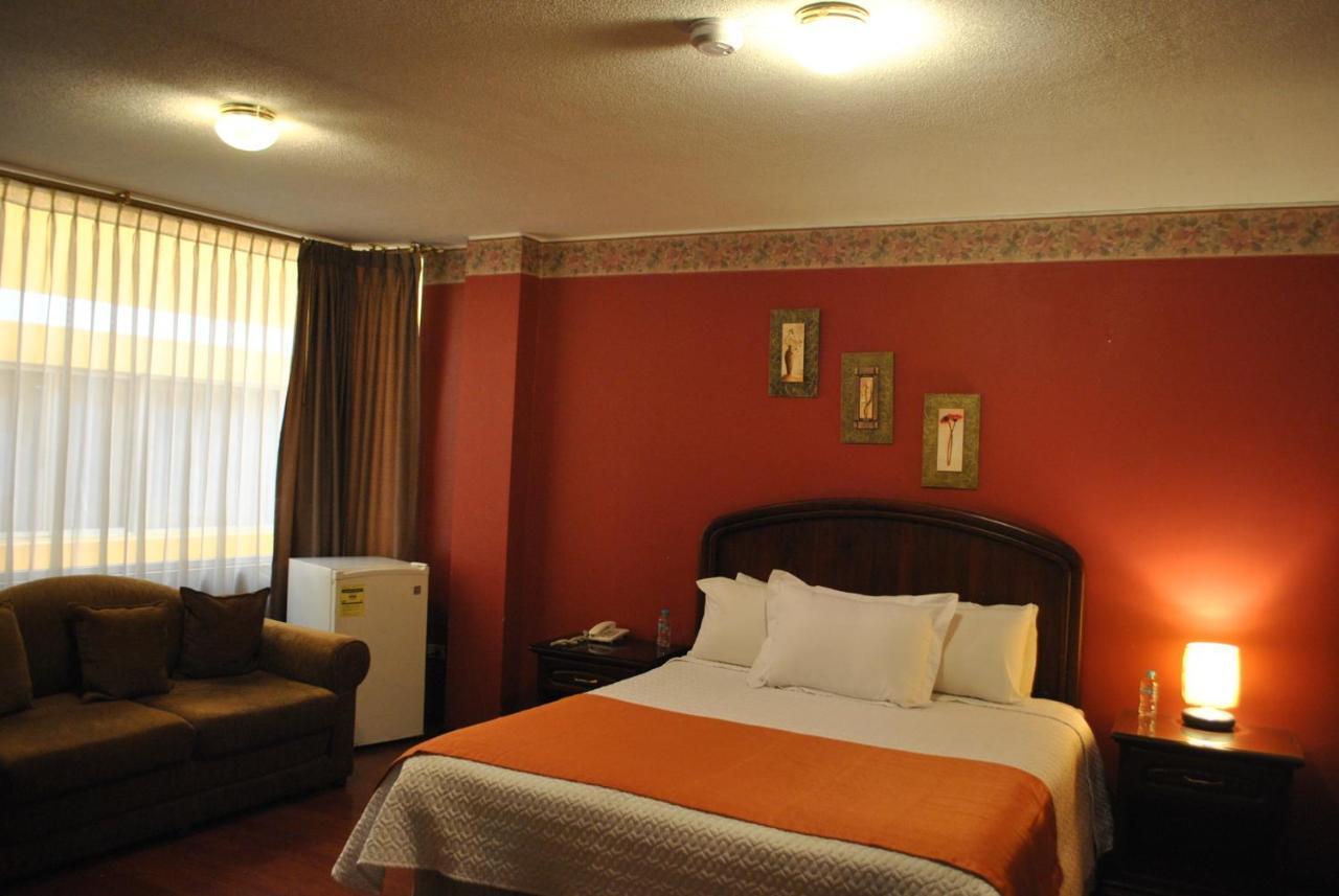 Hotel Makroz Latacunga Extérieur photo