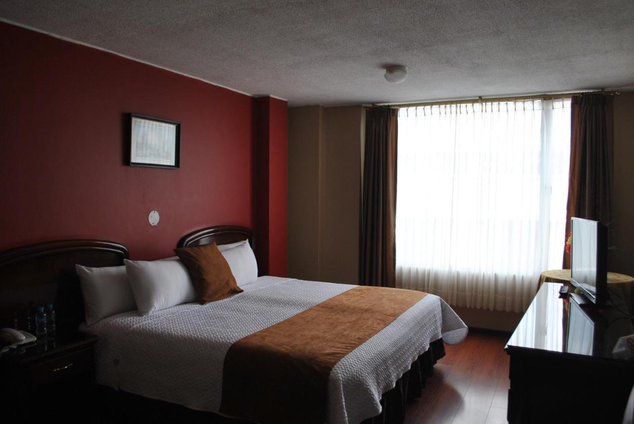 Hotel Makroz Latacunga Extérieur photo