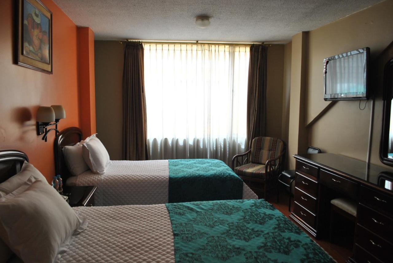 Hotel Makroz Latacunga Extérieur photo